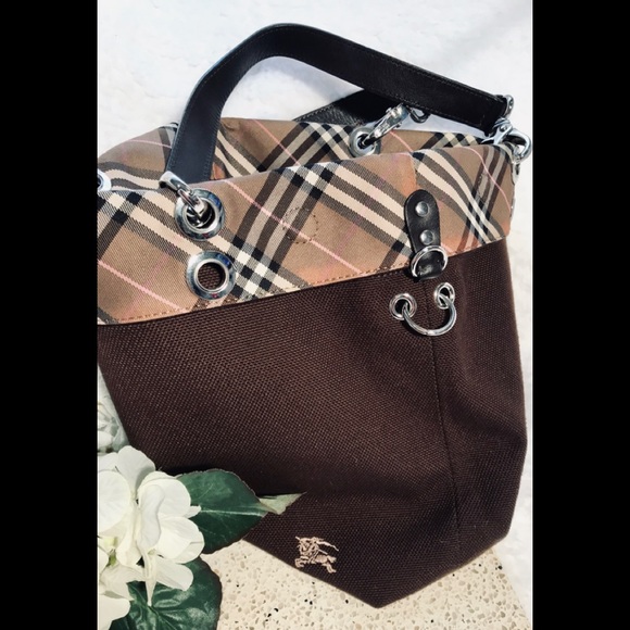 Burberry Handbags - 🌺BURBERRY bag 🌺. 100% AUTHENTIC